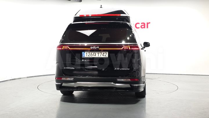 Kia Carnival 2022 — 4