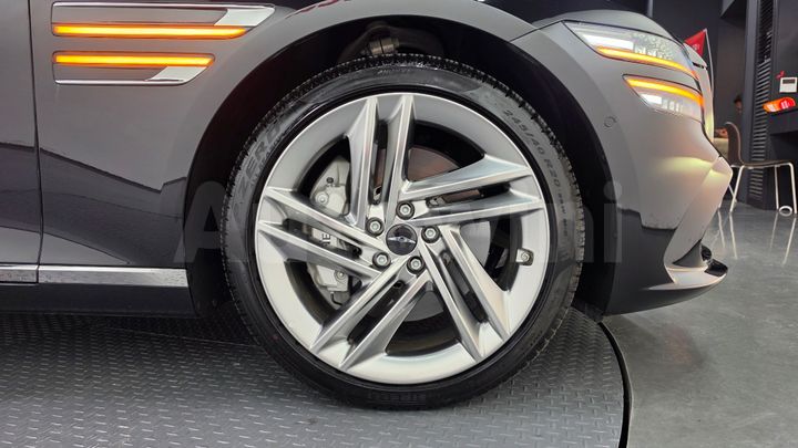 Genesis G80 2026 — 4