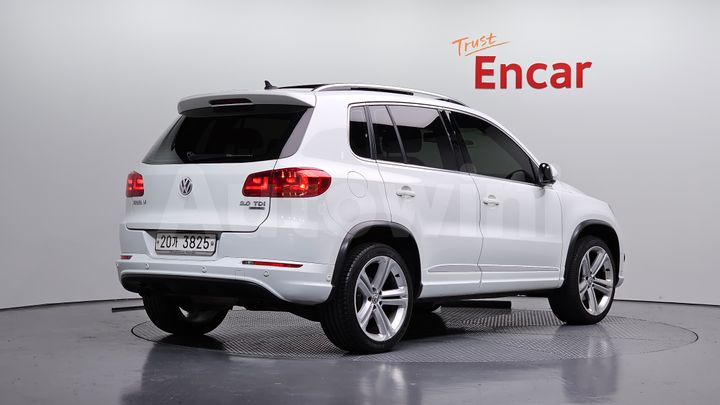 Volkswagen Tiguan 2014 — 2