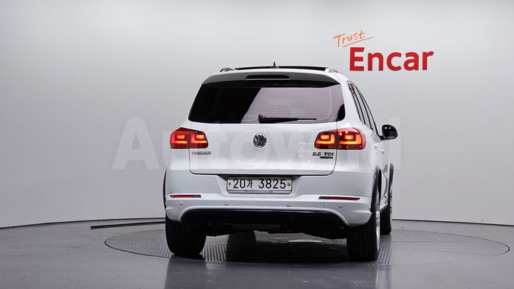 Volkswagen Tiguan 2014 — 4