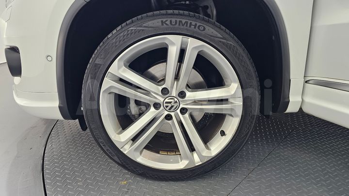 Volkswagen Tiguan 2014 — 5