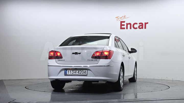 Chevrolet Cruze 2015 — 4