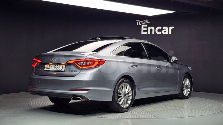 Hyundai Sonata 2015 — 2