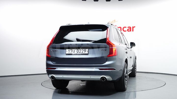 Volvo XC90 2017 — 4
