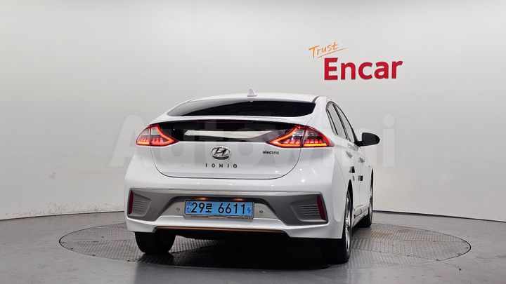 Hyundai Ioniq 2018 — 4