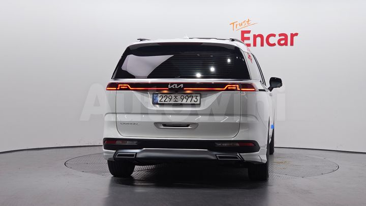 Kia Carnival 2021 — 4