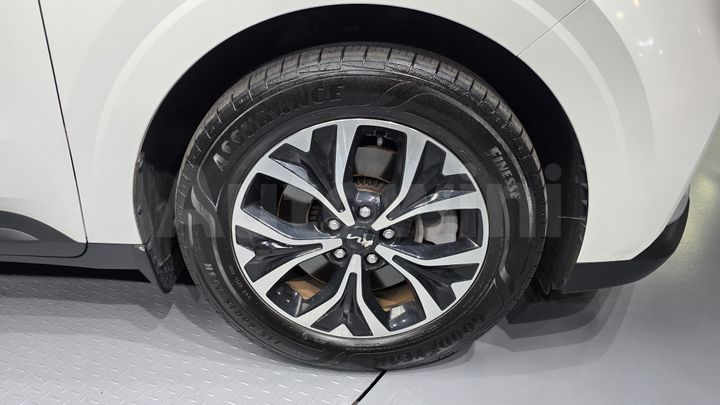Kia Carnival 2023 — 5