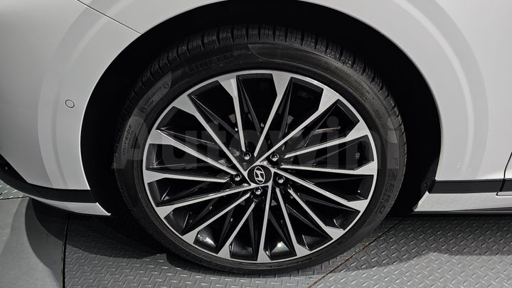 Hyundai Grandeur 2026 — 5