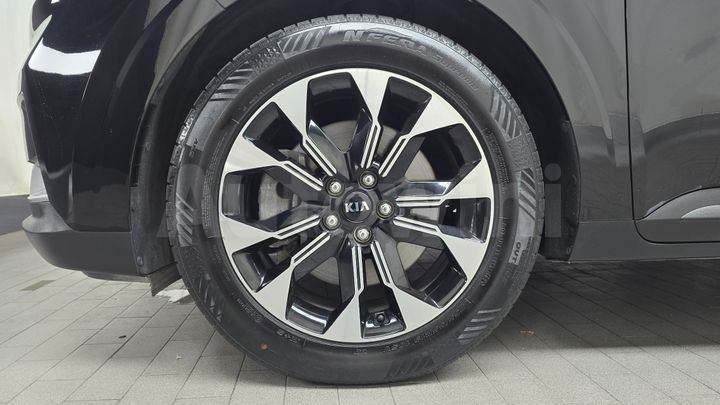 Kia Carnival 2021 — 5