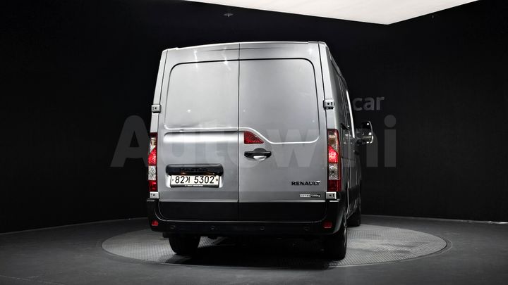 Renault Master 2021 — 4