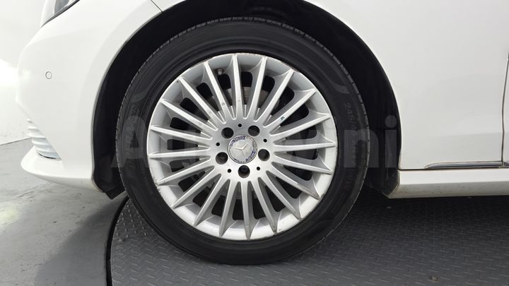 Mercedes Benz E Class 2014 — 5