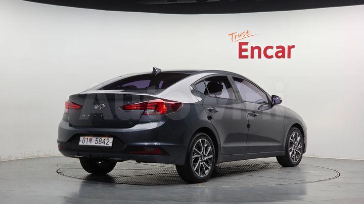 Hyundai Avante 2019 — 2