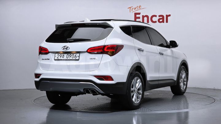Hyundai SantaFe 2016 — 2