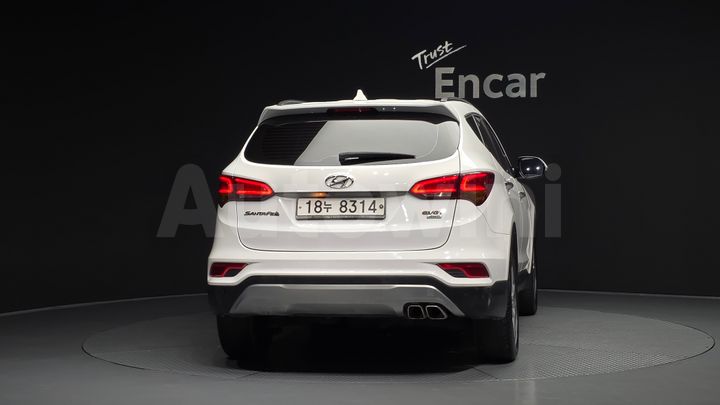 Hyundai SantaFe 2016 — 4