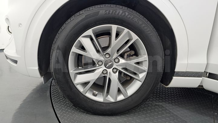 Genesis GV70 2022 — 5