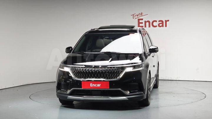 Kia Carnival 2023 — 2