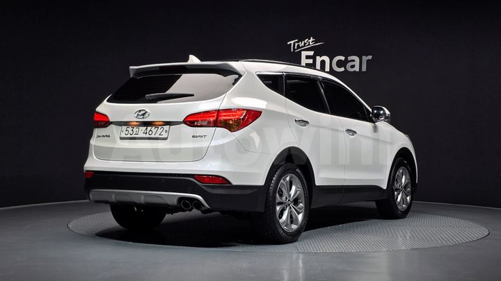 Hyundai SantaFe 2015 — 2