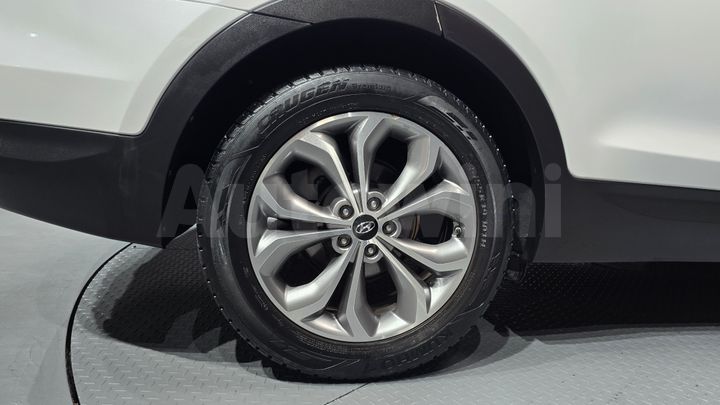 Hyundai SantaFe 2015 — 5