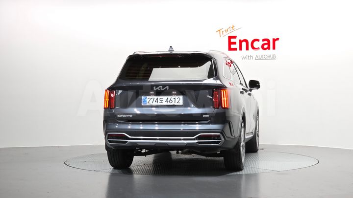 Kia Sorento 2023 — 4