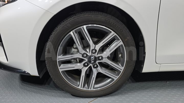 Kia K3 2021 — 5