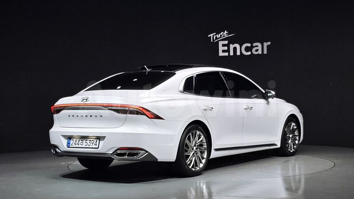 Hyundai Grandeur 2021 — 2