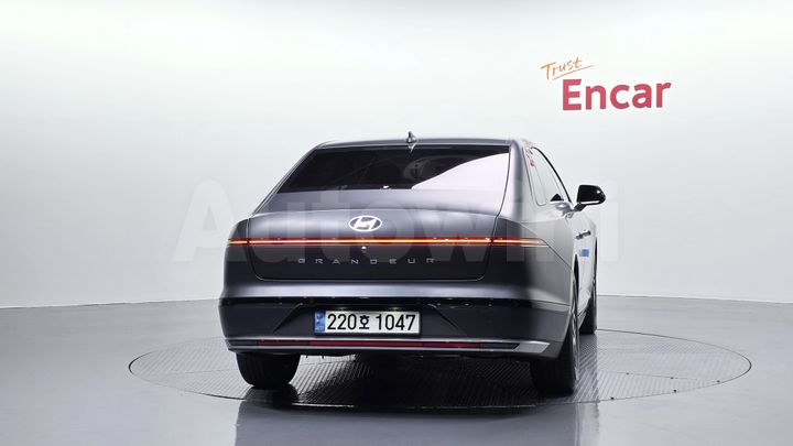 Hyundai Grandeur 2023 — 4