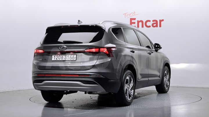 Hyundai SantaFe 2022 — 2