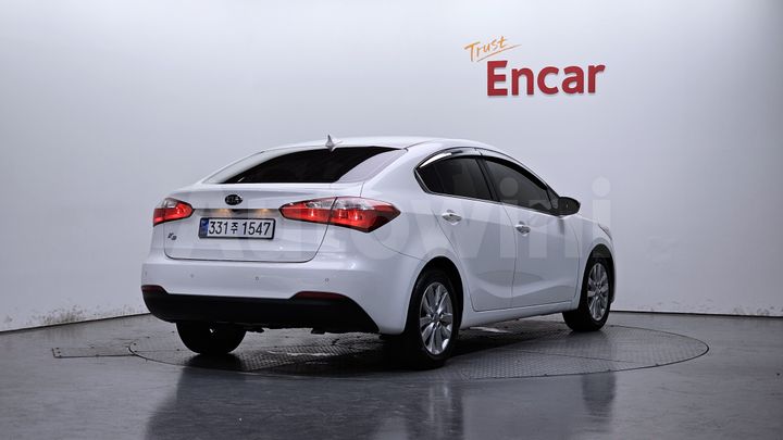 Kia K3 2015 — 2