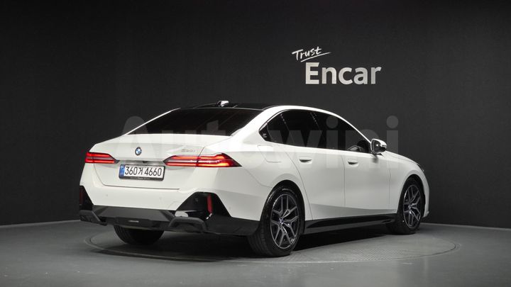 BMW 5 Series 2026 — 2