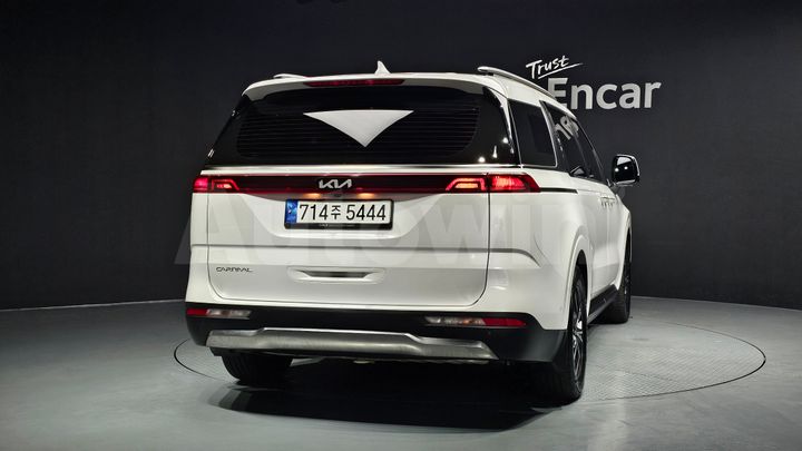 Kia Carnival 2023 — 4