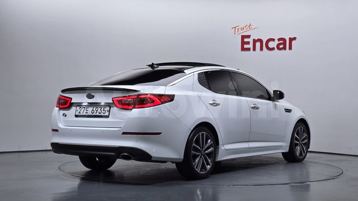 Kia K5 2014 — 2