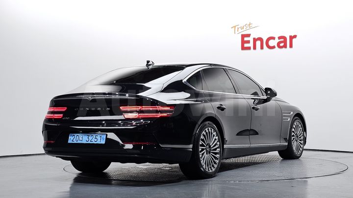 Genesis G80 2022 — 3