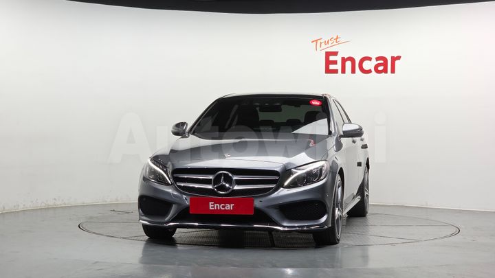 Mercedes-Benz C Class 2018 — 3