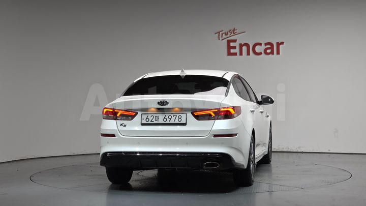 Kia K5 2019 — 3