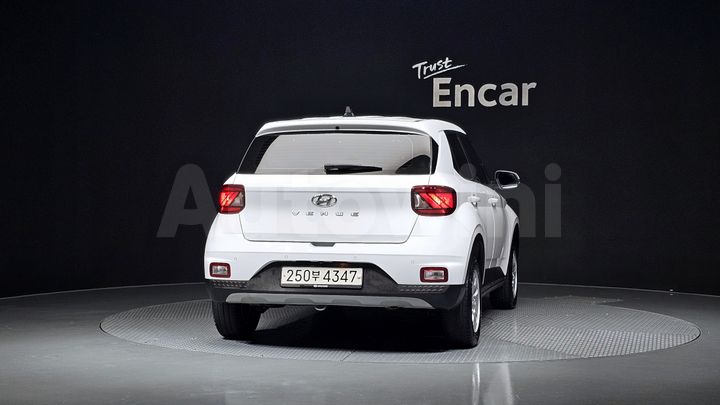 Hyundai Venue 2022 — 3