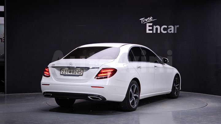 Mercedes-Benz E Class 2020 — 2