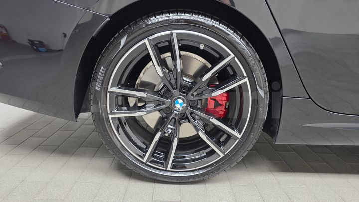 BMW 3 Series 2026 — 5