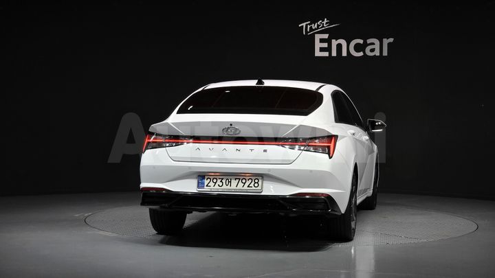 Hyundai Avante 2021 — 4