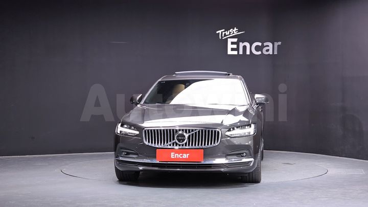Volvo S90 2024 — 3