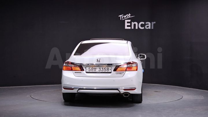 Honda Accord 2017 — 4