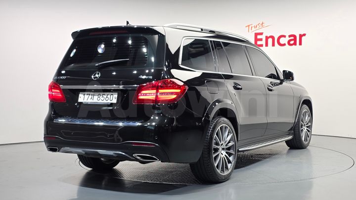 Mercedes-Benz GLS Class 2017 — 2