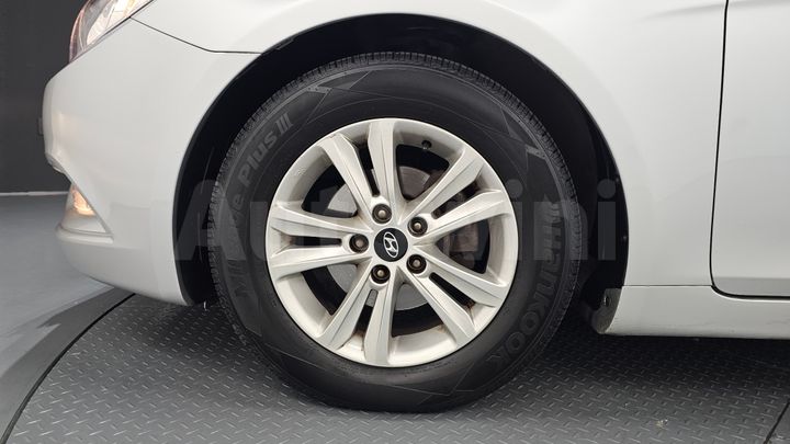Hyundai Sonata 2011 — 5