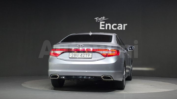 Hyundai Grandeur 2015 — 4