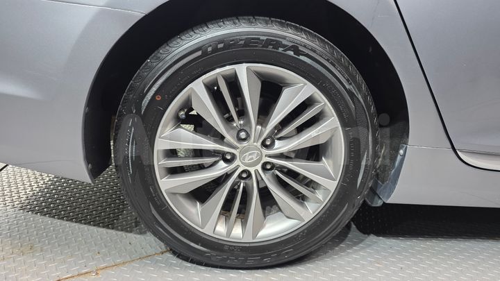 Hyundai Grandeur 2015 — 5