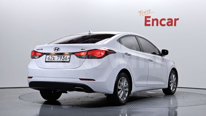 Hyundai Avante 2015 — 2