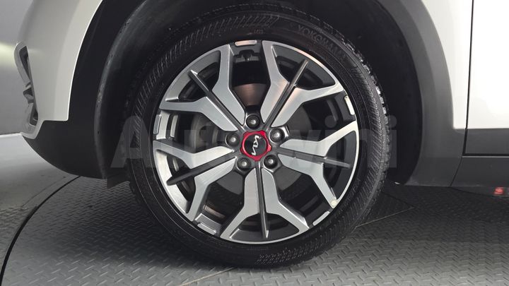 Kia Seltos 2023 — 5