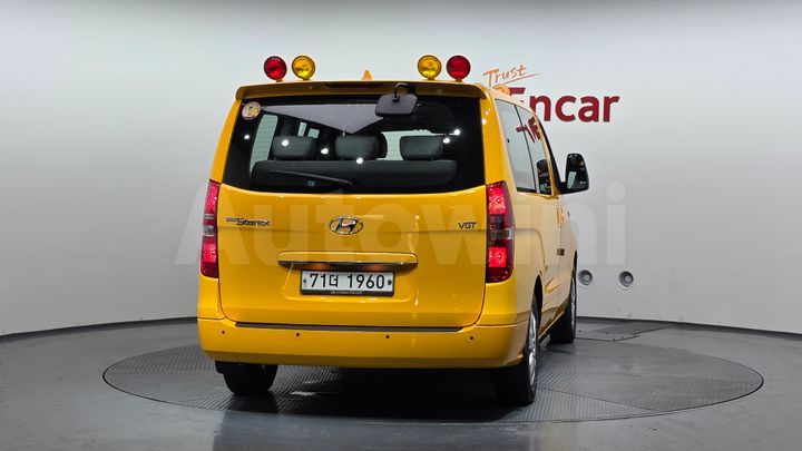 Hyundai Starex 2020 — 4