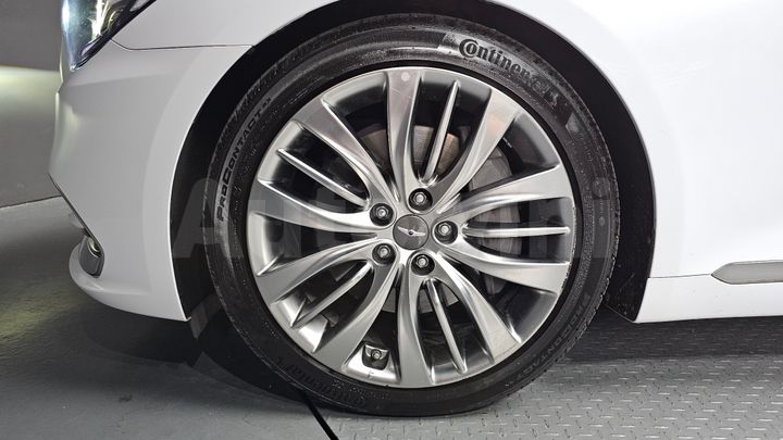 Genesis G80 2019 — 4