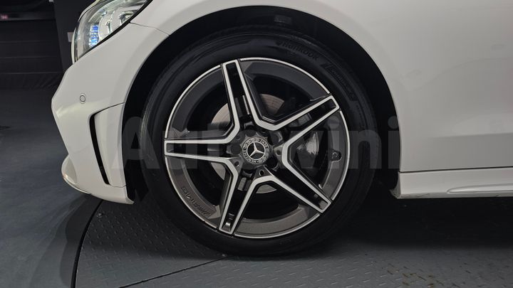 Mercedes-Benz C Class 2021 — 4