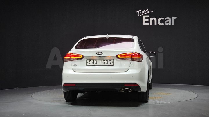 Kia K3 2018 — 4